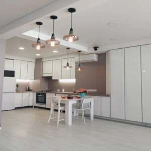 Installation of various types of luminaires, both indoor and outdoor. Considerations include aesthetics, energy efficiency and functionality.